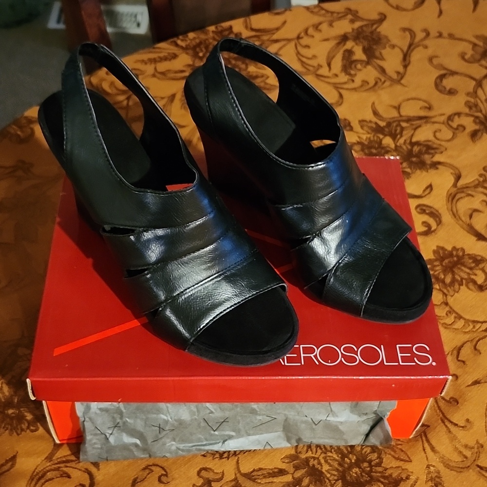 AEROSOLES